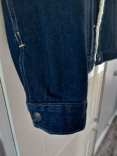 Levi denim jacket bnwt