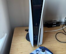 PS5 (1TB Expansion, Controller, Disc Drive included)