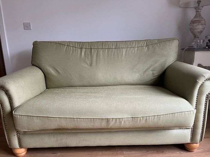 2 sofas