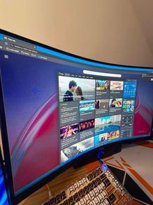 Samsung Odyssey G5 32" 144Hz Curved Gaming Monitor Like New, Boxed
