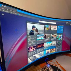 Samsung Odyssey G5 32" 144Hz Curved Gaming Monitor Like New, Boxed