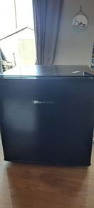 russell hobbs counter fridge with ice box