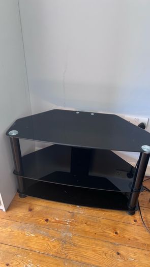 Tv and table, sell by separate or together