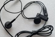 earphones