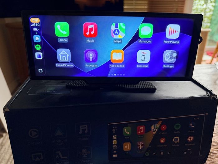 Car multimedia Player Display / Apple Carplay / Android Auto