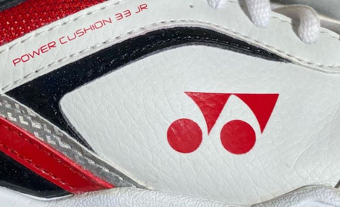 Yonex Girls Badminton Shoe