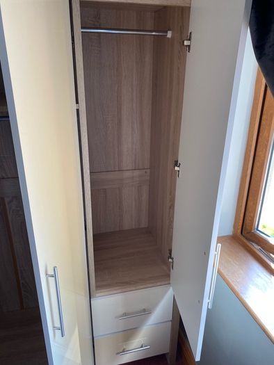 bedroom furniture set