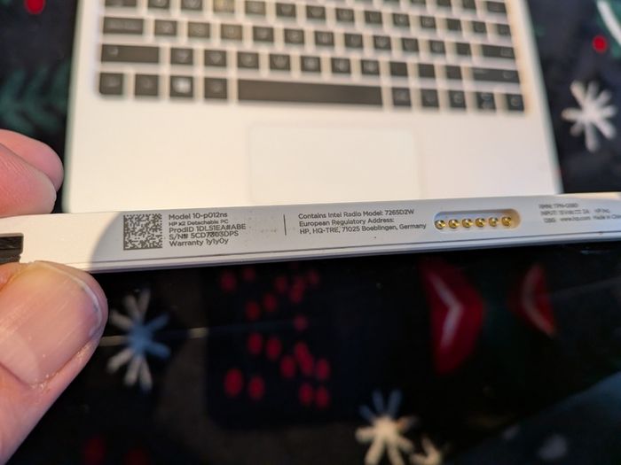 Laptop HP x2 10/p012ns detachable win10