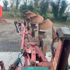 5F Kverneland plough