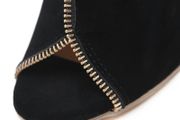 zip high heels black size fits 2-2,5