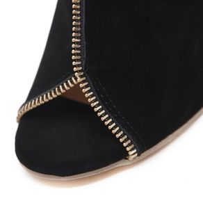 zip high heels black size fits 2-2,5