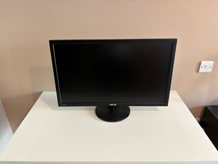 Asus 27 inch monitor - excellent condition