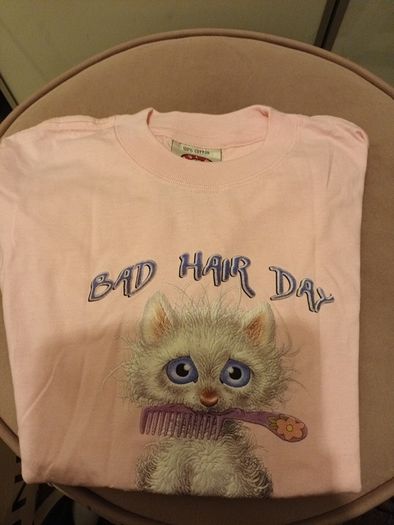 girls T shirt