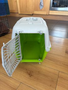 Cat carrier
