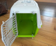 Cat carrier