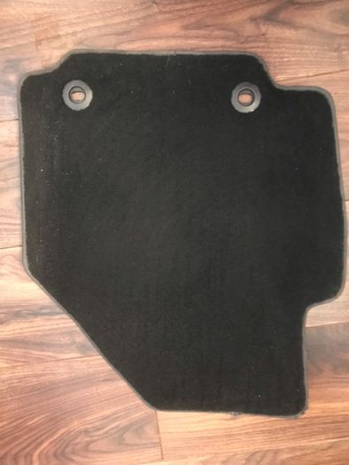 Ford car mats, rubber underneath