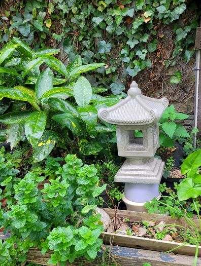 Japanese Garden Lantern -36cm Cast Concrete Pagoda -Handmade Dublin