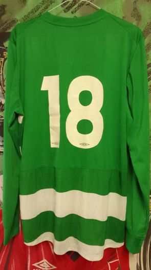 Baldoyle Official Umbro Football Jersey (Adult Medium) FREE POST
