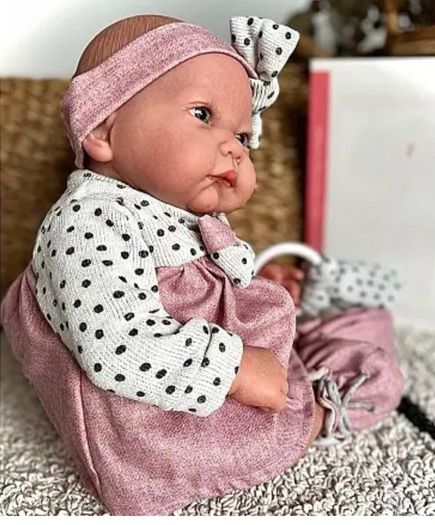 BNIB Spanish reborn dolls and accessories on clearance