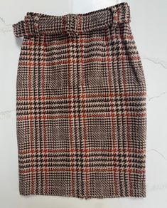 L.K. Bennett wool pencil skirt UK 12