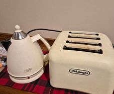 kettle and toaster