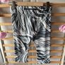 bottoms  size 10 capri sports bottoms primark Image 4
