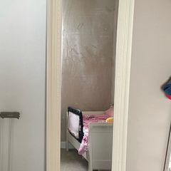 Free standing mirror