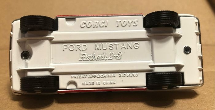 Corgi Toys 1/43 Ford Mustang fastback