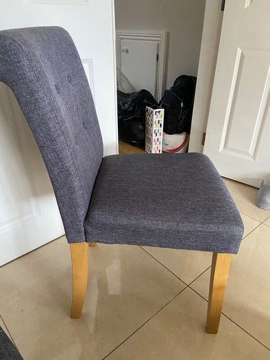 Excellent condition dining chairs x 4