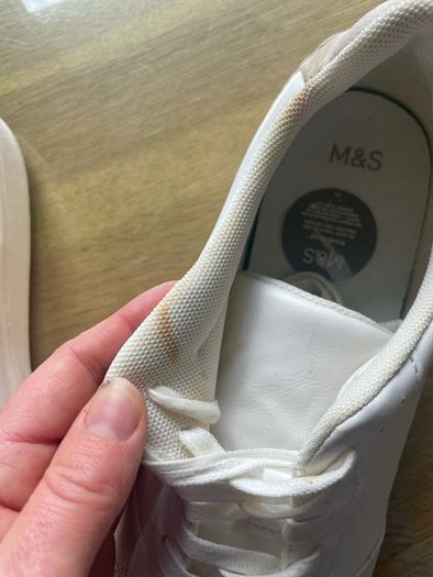 White leather lace up runners/trainers size 10