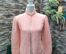 Cute Baby pink peachy fine knit cardigan