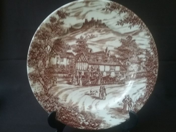 Village scene display plate