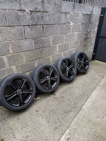 Mercedes Ecladd 5 spoke alloys