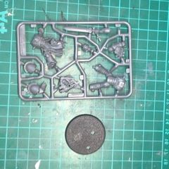 Warhammer 40K limited edition company champion