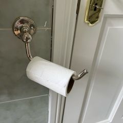 bathroom accessories