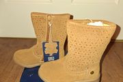 Gorgeous brand new leather boots size 7 jr