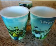 Disneyland Character (x3) 3-dimensional Cup Mugs Disney land 3D. Mint