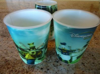 Disneyland Character (x3) 3-dimensional Cup Mugs Disney land 3D. Mint
