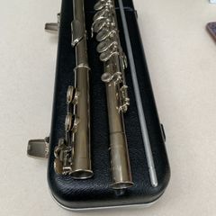 Bossey & Hawkes regent flute with case
