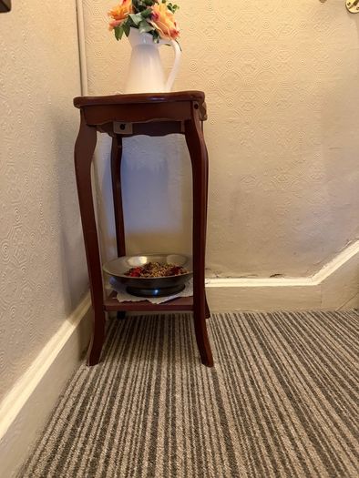 Decorative table