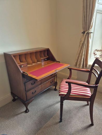 Writing desk