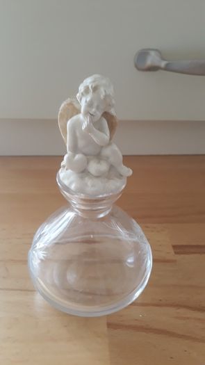 Beautiful small bottle.