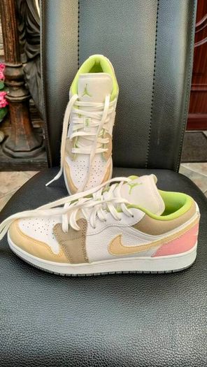 Air Jordan 1 Low Pastel Grind Vivid Green (GS) Size 5.5 UK