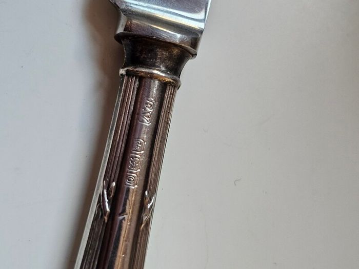 Vintage 1931 Viners Sterling Silver Butter Knives
