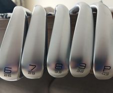 BRAND NEW Cleveland Zipcore XL Graphite Irons