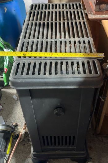 Solid fuel stove