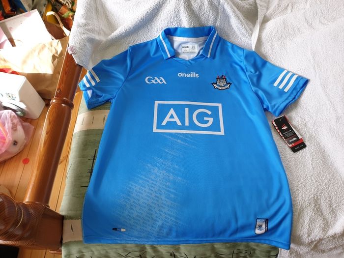 Dublin Gaelic Football Home Jersey 2020 to 2021 Large Adult Shirt O'Neills GAA
