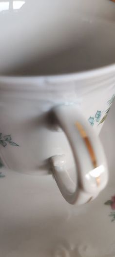 Porcelain set for 5