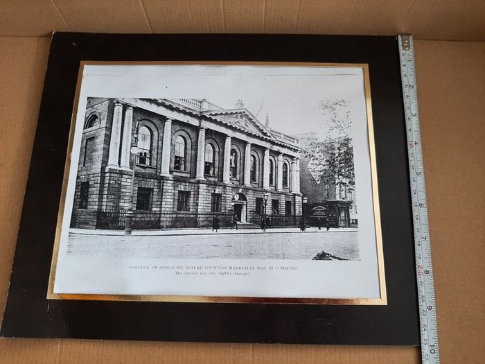 3 vintage history prints