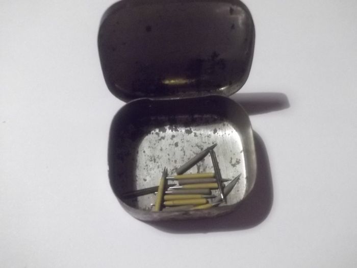 a antique his master voice box with 13 needle